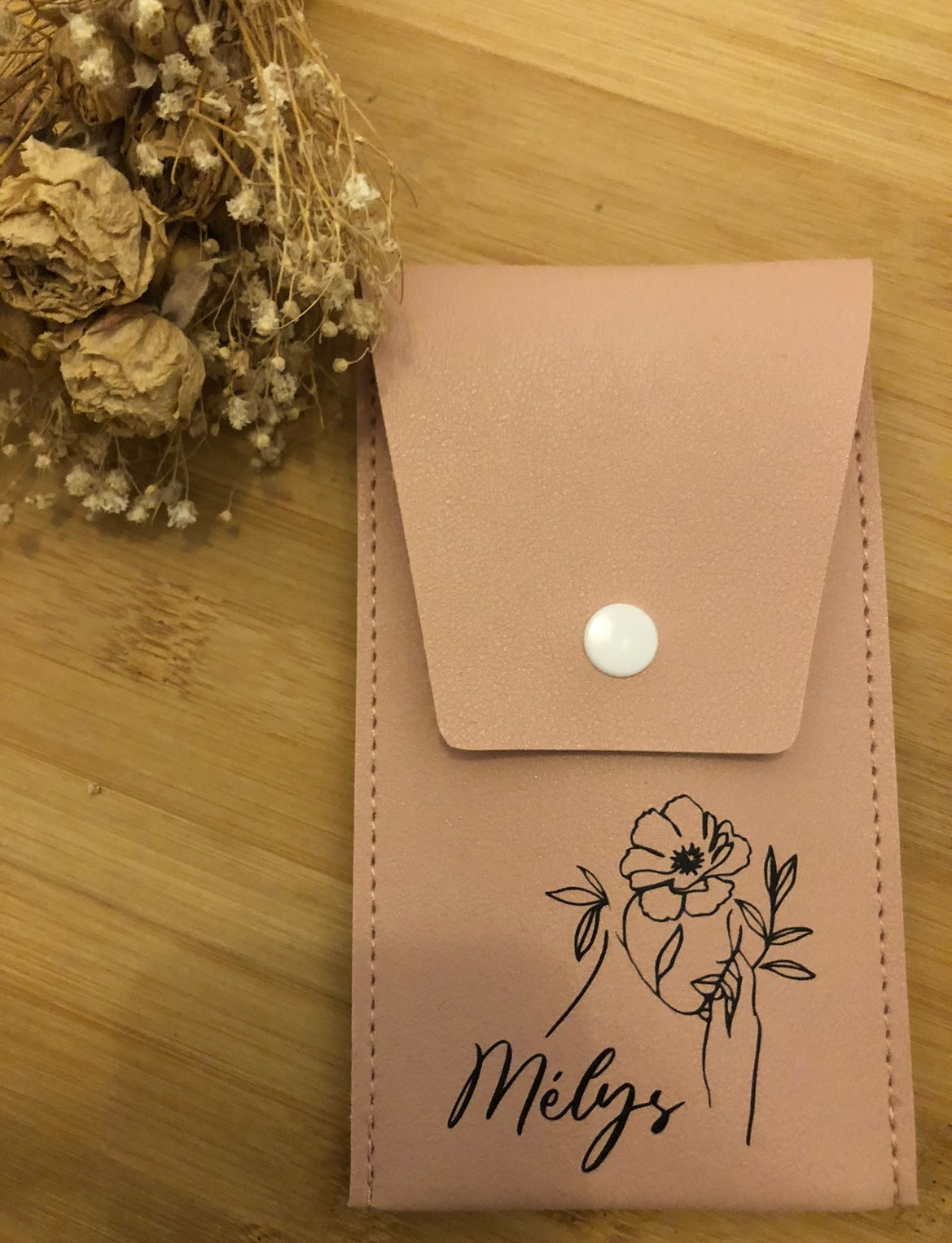Pochette avec accessoire maquillage