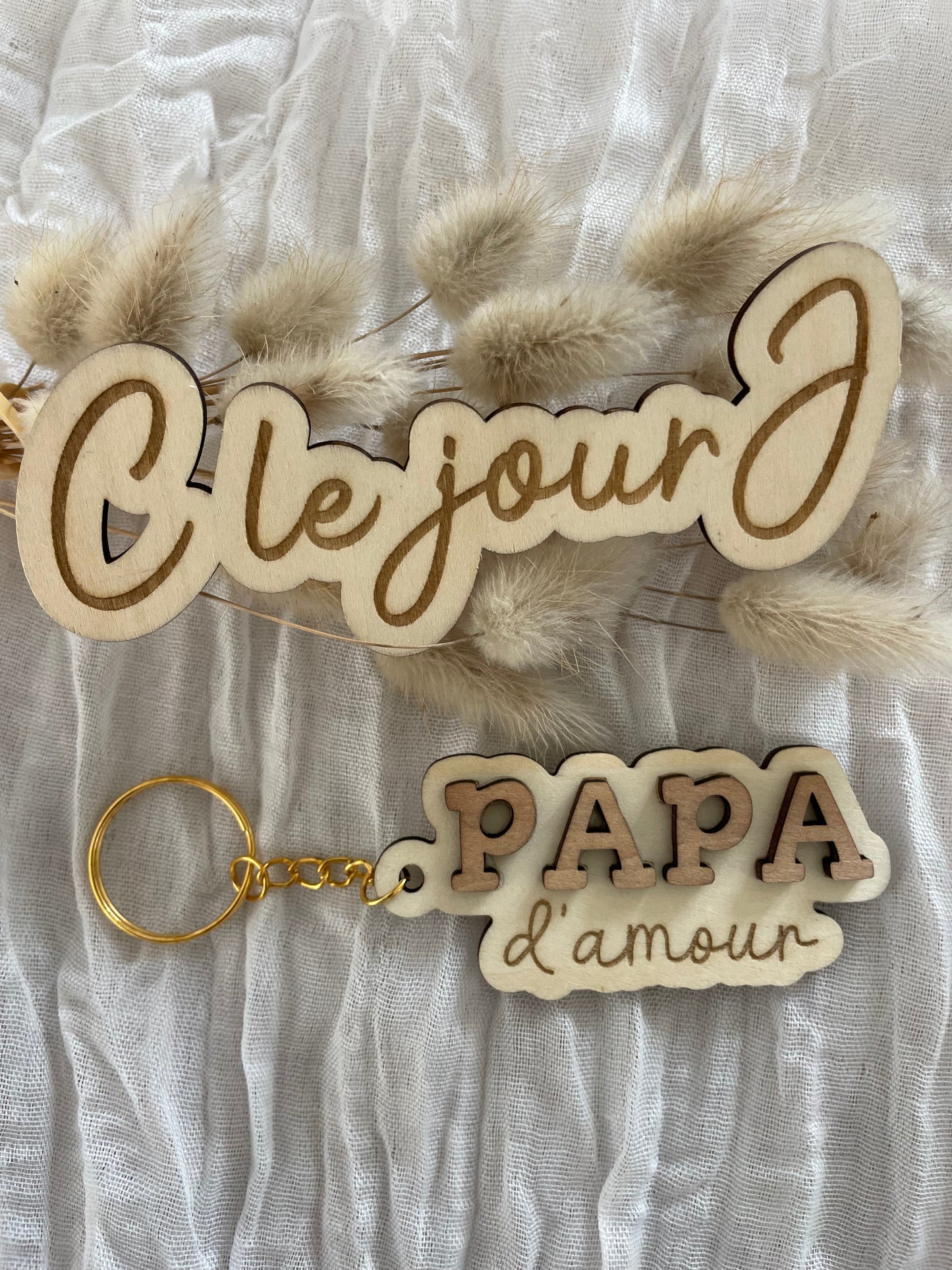 Porte clé bois amour
